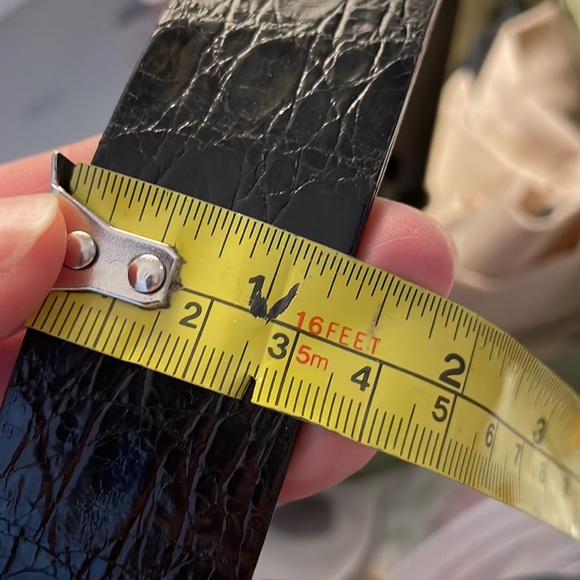 Authentic Gucci crocodile belt (unisex) - Picture 12 of 16